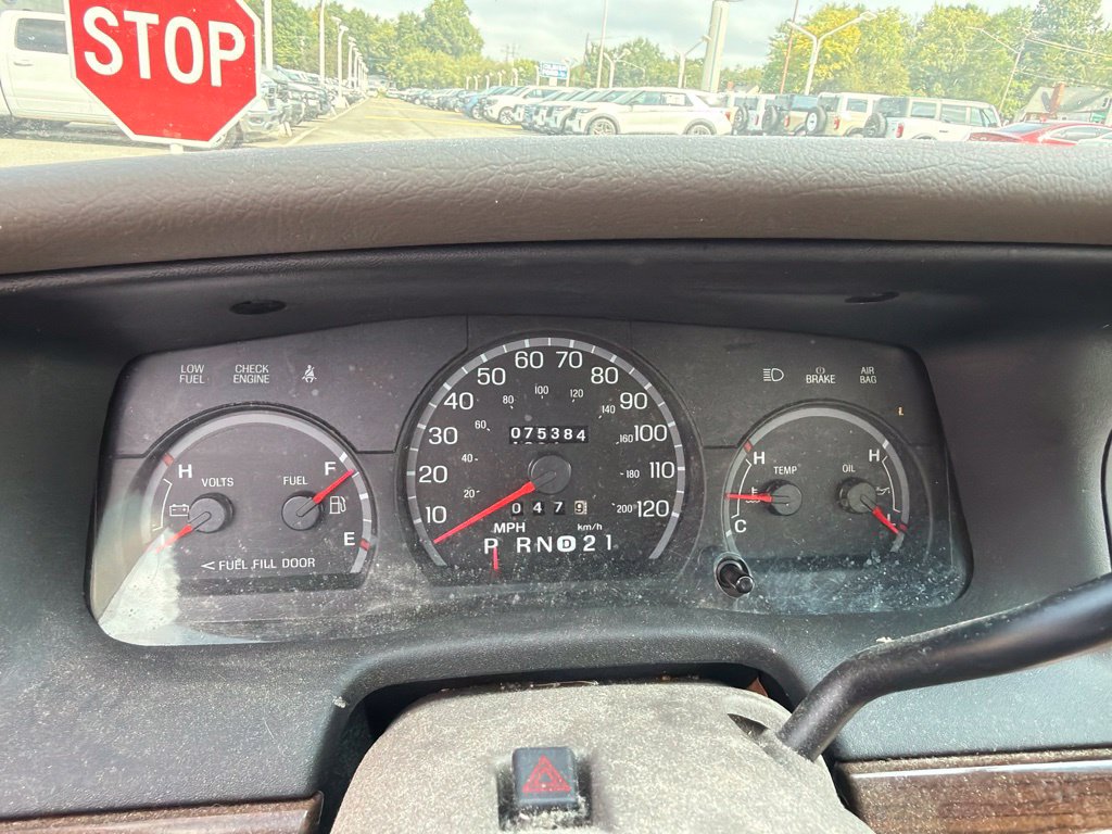 ford crown victoria 2003 2FAFP73WX3X157061 image ford crown victoria 2003 2FAFP73WX3X157061 image